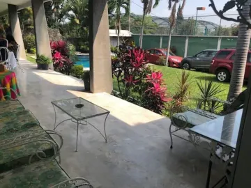 Vista Hermosa Cuernavaca Venta De Casa 3 Recamaras Mas Bungalow