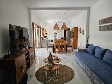 LUXURIOUS 2-BEDROOM VILLA FOR RENT IN PADANG LINJONG