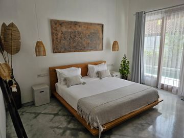 LUXURIOUS 2-BEDROOM VILLA FOR RENT IN PADANG LINJONG