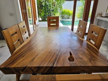 LUXURIOUS 2-BEDROOM VILLA FOR RENT IN PADANG LINJONG