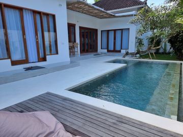 LUXURIOUS 2-BEDROOM VILLA FOR RENT IN PADANG LINJONG