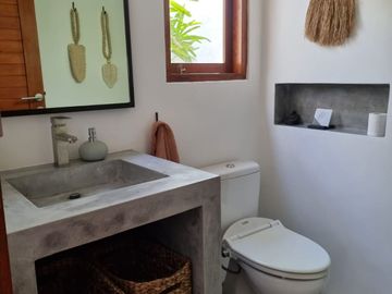 LUXURIOUS 2-BEDROOM VILLA FOR RENT IN PADANG LINJONG