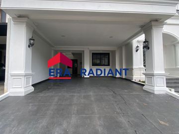 Rumah Mewah di Menteng Residence, Bintaro Sektor 7