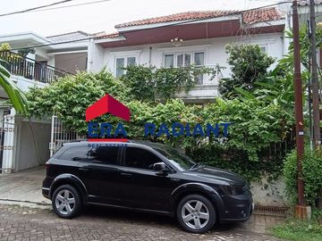 Rumah di Camar, Bintaro Sektor 3 - Lokasi Strategis