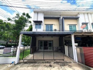 2-story townhome for sale, corner house, Pleno Village, Phahonyothin-Saimai, free space!!! Whole house furnished, 30.4 sq m., 3 bedrooms, 2 bathrooms,