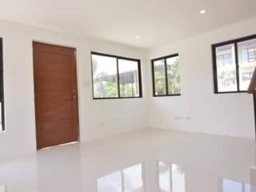 4 bedroom House and Lots for Sale Rfo in Sterling Residences One, Naic Cavite