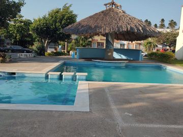Excelente casa con alberca Fracc. Mision del Mar, Llano Largo