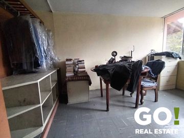 VENTA DE CASA FRENTE A PARQUE EN SAN MIGUEL