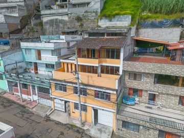 Casa en venta Monjas Orquideas 4 Pisos 452.7 3m2