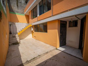 Casa en venta Monjas Orquideas 4 Pisos 452.7 3m2