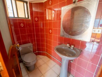 Casa en venta Monjas Orquideas 4 Pisos 452.7 3m2