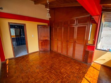 Casa en venta Monjas Orquideas 4 Pisos 452.7 3m2