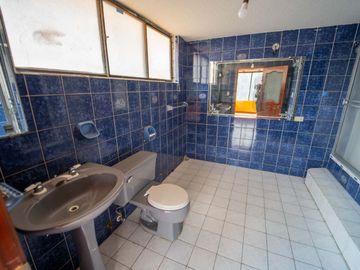 Casa en venta Monjas Orquideas 4 Pisos 452.7 3m2