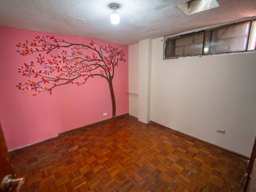 Casa en venta Monjas Orquideas 4 Pisos 452.7 3m2