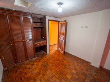 Casa en venta Monjas Orquideas 4 Pisos 452.7 3m2