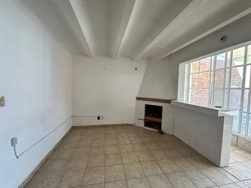 CASA EN VENTA EN TEQUISQUIAPAN, QUERETARO.