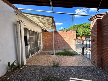 CASA EN VENTA EN TEQUISQUIAPAN, QUERETARO.