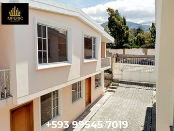 Casa en Venta en Cotacachi: Comodidad y Ubicación