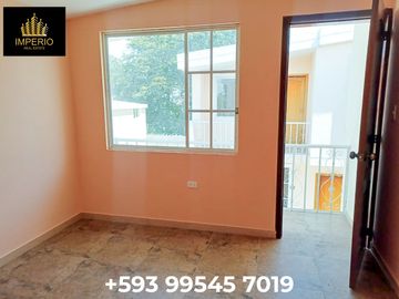 Casa en Venta en Cotacachi: Comodidad y Ubicación