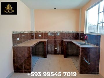 Casa en Venta en Cotacachi: Comodidad y Ubicación