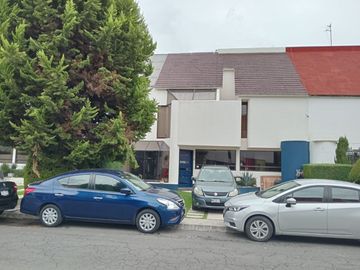 CASA EN VENTA, CONJUNTO AQUITANIA, METEPEC, ENTRE AV TECNOLOGICO Y LAS TORRES