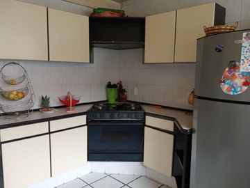 CASA EN VENTA, CONJUNTO AQUITANIA, METEPEC, ENTRE AV TECNOLOGICO Y LAS TORRES