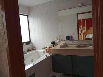 CASA EN VENTA, CONJUNTO AQUITANIA, METEPEC, ENTRE AV TECNOLOGICO Y LAS TORRES