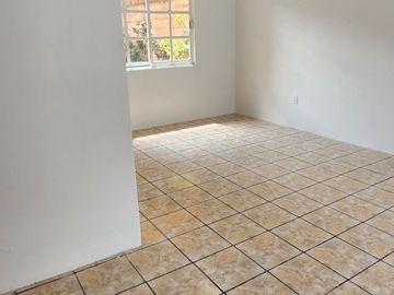 Casa en venta en dos niveles en Tenango del Valle Colonia Ojo de agua