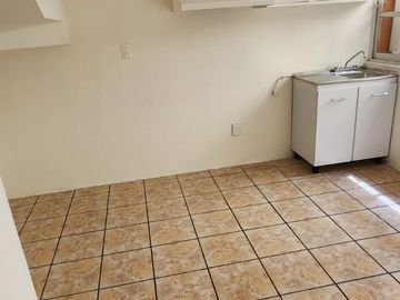 Casa en venta en dos niveles en Tenango del Valle Colonia Ojo de agua