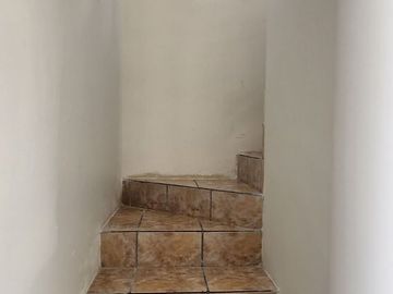 Casa en venta en dos niveles en Tenango del Valle Colonia Ojo de agua