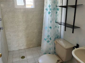 Casa en venta en dos niveles en Tenango del Valle Colonia Ojo de agua
