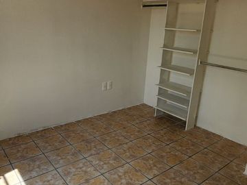 Casa en venta en dos niveles en Tenango del Valle Colonia Ojo de agua