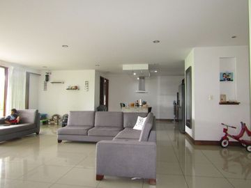 Casa campestre para el Arriendo con buena ubicación en Cerritos