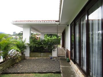 Casa campestre para el Arriendo con buena ubicación en Cerritos