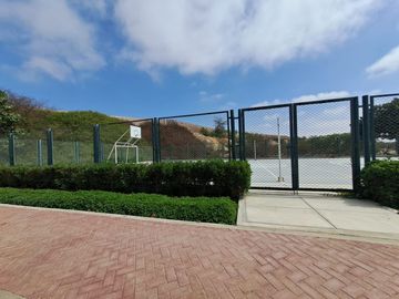 VENDO TERRENO EN CONDOMINIO ARENAS, Ica