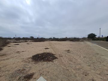 VENDO TERRENO EN CONDOMINIO ARENAS, Ica