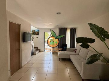 CASA EN FRACC. PRIVADO EN PARQUES DE TESISTÁN, ZAPOPAN