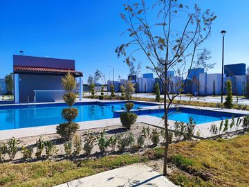 Venta de Casa Opcion Crecimiento con Alberca a 45 min de la CDMX.