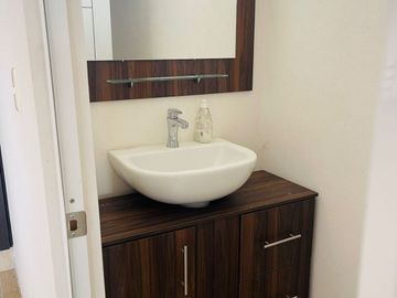 CASA EN VENTA CON ALBERCA Y JARDIN AL SUR DE CUERNAVACA