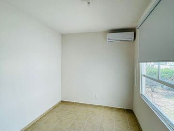 CASA EN VENTA CON ALBERCA Y JARDIN AL SUR DE CUERNAVACA