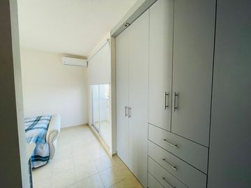 CASA EN VENTA CON ALBERCA Y JARDIN AL SUR DE CUERNAVACA