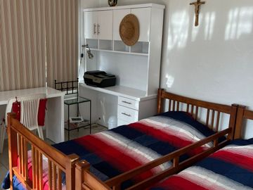 CASA EN VENTA EN CLUB DE GOLF CON ALBERCA Y EXTENSO JARDIN