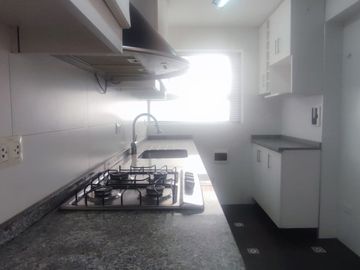 se vende duplex 194m2 lince