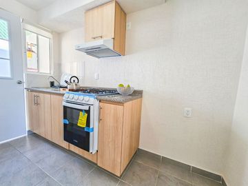 Venta de Casa 2 y 3 Habitaciones con Alberca a 45 min de la CDMX.