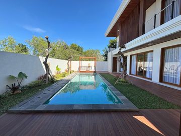 Brand new 4 bedrooms villa di ocean Blue kutuh Nusa dua