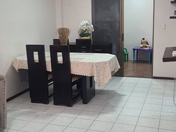 En venta casa remodelada en La Joya Etapa Platino, Av. leon Febres Cordero