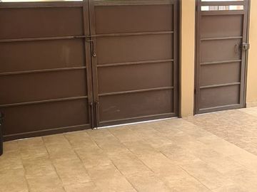 En venta casa remodelada en La Joya Etapa Platino, Av. leon Febres Cordero
