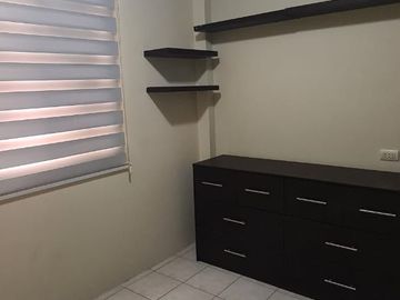 En venta casa remodelada en La Joya Etapa Platino, Av. leon Febres Cordero