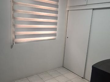 En venta casa remodelada en La Joya Etapa Platino, Av. leon Febres Cordero