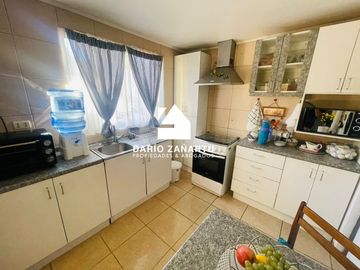 Casa en venta en seguro condominio en Quilpué.